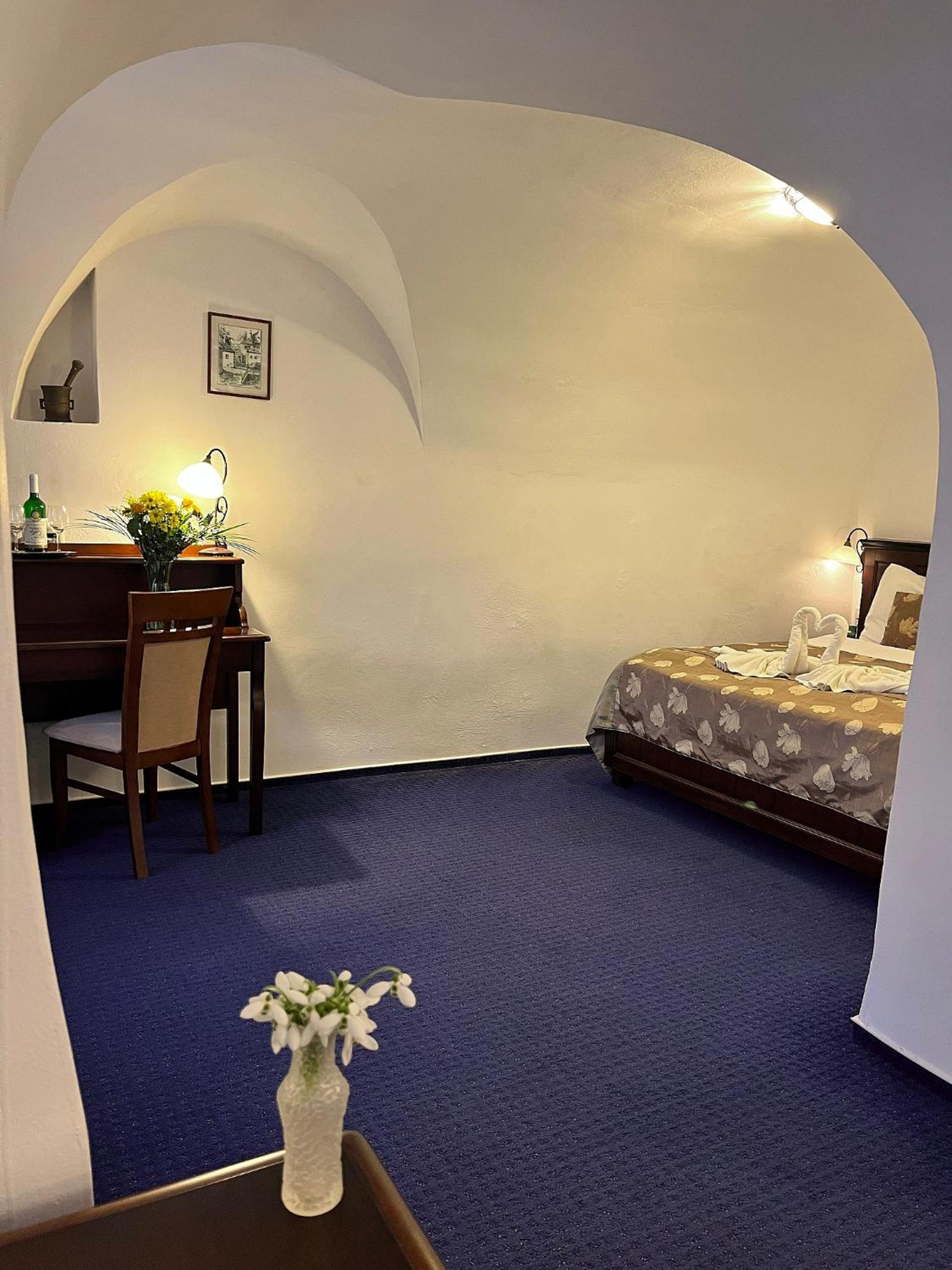 Hotel Joseph 1699 Třebíč Extérieur photo